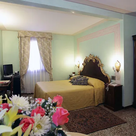 Hotel Marconi 3*