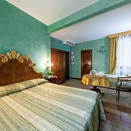 Marconi Hotel