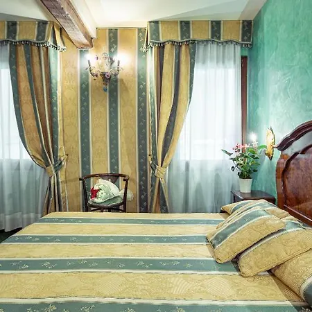 Hotel Marconi Venice